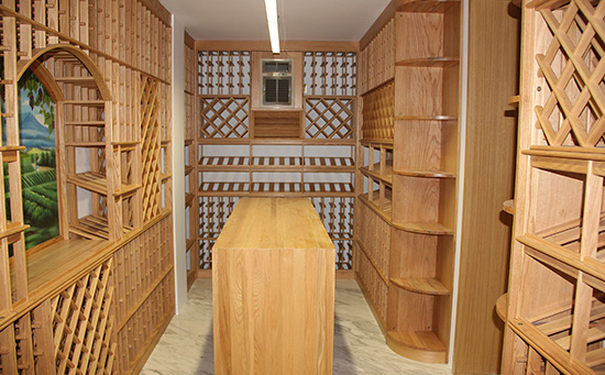 河北石家莊納（nà）帕溪穀私人（rén）別墅酒窖工程設計製作