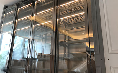 奢華黑砂（shā）鋼香港窩打老道家庭不鏽鋼酒櫃CAD圖紙